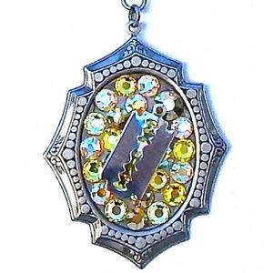GASOLINE GLAMOUR RHINESTONE RAZOR MINI NECKLACE